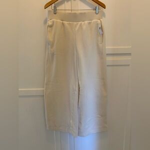 ✨NWT✨ Old Navy | Cream Fleece Wide Leg Pants, Size MP ✨